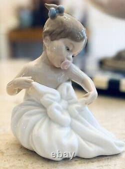 Vintage 1998 Porcelain Nao By Lladro Made in Spain My Blanky Figure #1337/ 7