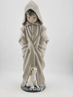 Vintage Collectible Lladro Nao Hooded Boy With Dog Retired 1982. 10.5 Inch W Box