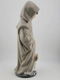 Vintage Collectible Lladro Nao Hooded Boy With Dog Retired 1982. 10.5 Inch W Box