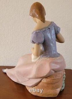 Vintage Large NAO by Lladro Porcelain Figurine REPOSE GIRL WITH CAT ON KNEE