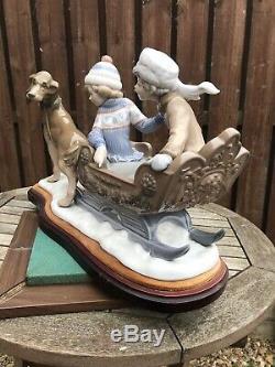 Vintage Lladro 5037 Sleigh Ride Large Porcelain Figurine Dog Pulling Sled Mint