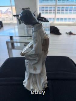 Vintage Lladro NAO Porcelain Geisha Girl With Fan