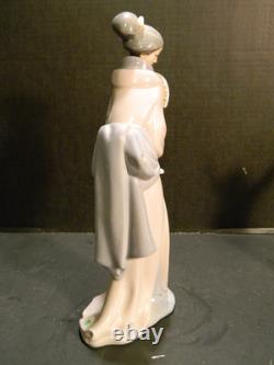 Vintage Lladro NAO Porcelain Geisha with Fan Figure In Box Excellent Condition