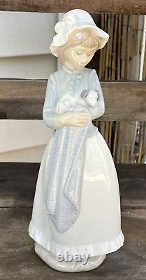 Vintage Lladro Nao 241 Girl Holding Puppy 10 Porcelain Figurine