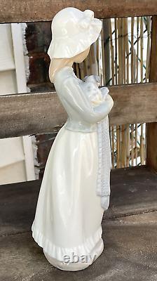 Vintage Lladro Nao 241 Girl Holding Puppy 10 Porcelain Figurine