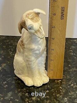 Vintage Lladro Nao Dog yawning Figurine Made in Spain #251 Rare