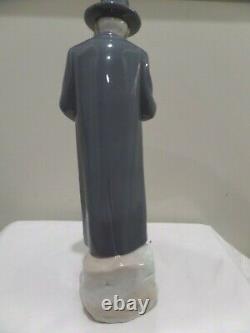 Vintage Lladro Nao The Rabbi Figurine 1982 Porcelain Figure Statue Made in Spain