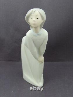 Vintage NAO Girl Kissing (Nao) Figurine Collectible Figure