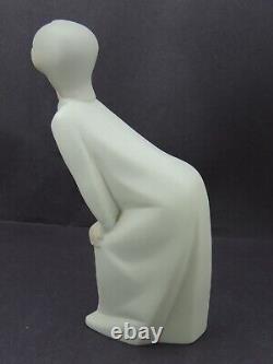 Vintage NAO Girl Kissing (Nao) Figurine Collectible Figure