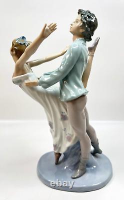 Vintage NAO LLADRO Dancing on a Cloud Ballet Couple Figurine Spain Mint! RARE