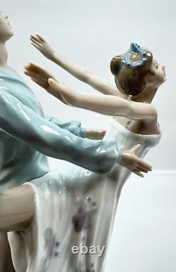 Vintage NAO LLADRO Dancing on a Cloud Ballet Couple Figurine Spain Mint! RARE