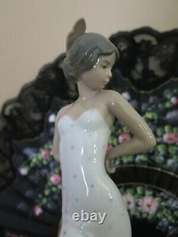 Vintage NAO Lladro Daisa Porcelain Blue Dress Young Flamenco Dancer Figurine