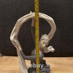 Vintage NAO by Lladro Dancer With Veil Porcelain Ballerina Figurine Excellent