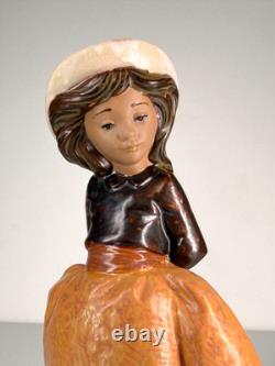 Vintage NAO by Lladro Girl Figurine Spain 1987 Porcelain Statue Hand Painted