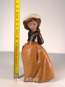 Vintage NAO by Lladro Girl Figurine Spain 1987 Porcelain Statue Hand Painted