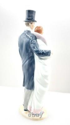 Vintage NAO by Lladro High Society Couple Porcelain Figurine 14 Excellent