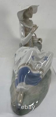 Vintage Nao By Lladro 14 Inch Porcelain Figurine Woman Resting On Rocks