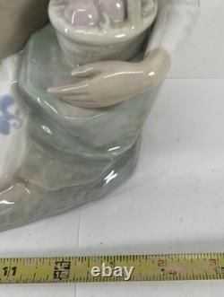 Vintage Nao By Lladro 14 Inch Porcelain Figurine Woman Resting On Rocks