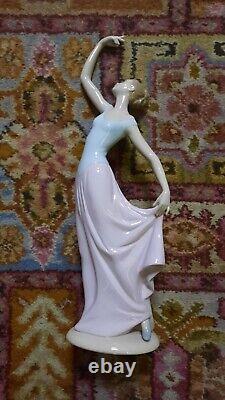 Vintage Nao By Lladro Ballerina 14 Figure Figurine 1204 The Dance Is Over