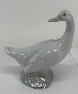 Vintage Nao By Lladro Four Long Neck Geese Porcelain Figurine Set