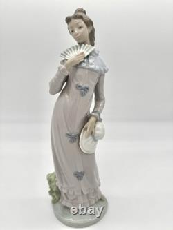 Vintage Nao By Lladro Lady Figurine 12 Hand Made Spain Daisa 1980 Porcelain