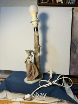 Vintage Nao Lladró Porcelain Table Lamp Lladro
