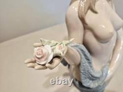 Vintage Nao by Lladro Beautiful Bather #1363 Glazed Mint Condition