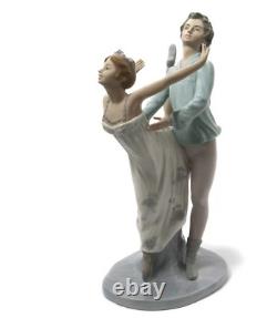 Vintage Phorcelain Dancing Ballet couple Fapfous Figure NAO Lladro 20th century