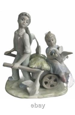 Vintage Porcelain Nao Lladro Figurine Boy & Girl Geese Artist Signed 1986 6.5