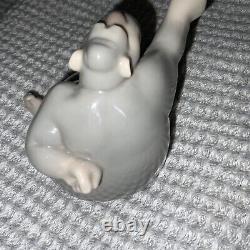 Vintage Rare LLADRO NAO Gorilla Ape Love Porcelain Figure