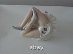 Vintage Rare Porcelain Nao by Lladro Ballerinas Figure Attentive Ballet Girl