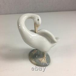 Vintage Set Of 3 Lladro Swan Figures Spanish