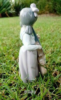 Vintage lladro figurine NAO BY LLADRO GIRL WITH CELLO #1879