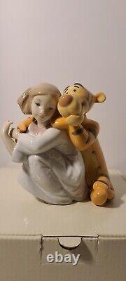 VintageNAO Lladro Disney Collection Hugs with Tigger Figurine Boxed