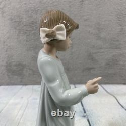 Vtg NAO by Lladro Figurine Porcelain 1991 Girl and Puppy with Slipper 10.25 T