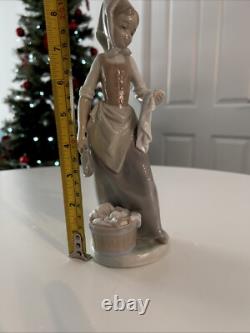 Washday Girl Figure By NAO/Lladro