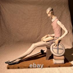 X-Large LLADRO NAO Don Quixote Figurine RARE HARD TO FIND 18 3/4x15 WithPlatform